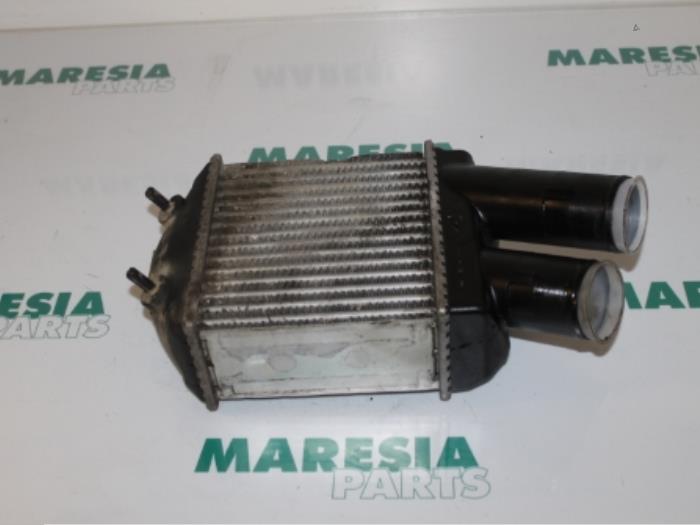 Usados Intercooler Renault Scénic I (JA) 1.9 dCi Precio € 40,00 Norma de margen ofrecido por Maresia Parts