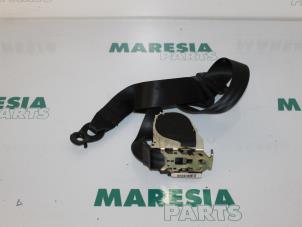 Used Front seatbelt, right Renault Kangoo Express (FC) 1.5 dCi 60 Price € 30,00 Margin scheme offered by Maresia Parts
