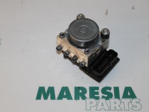 Gebrauchte ABS Pumpe Fiat Fiorino (225) 1.3 JTD 16V Multijet Preis € 254,10 Mit Mehrwertsteuer angeboten von Maresia Parts