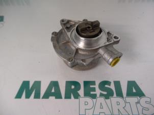 Used Vacuum pump (diesel) Peugeot 308 (4A/C) 1.6 VTI 16V Price € 39,99 Margin scheme offered by Maresia Parts