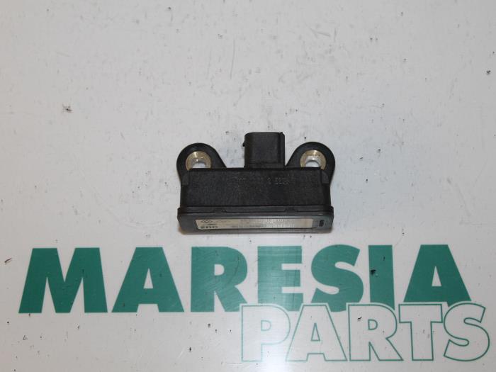 Usagé Ordinateur ESP Renault Megane III Grandtour (KZ) 1.5 dCi 90 Prix € 19,50 Règlement à la marge proposé par Maresia Parts