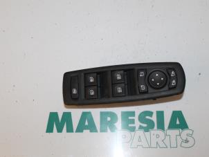 Used Multi-functional window switch Renault Megane III Grandtour (KZ) 1.5 dCi 90 Price € 35,00 Margin scheme offered by Maresia Parts