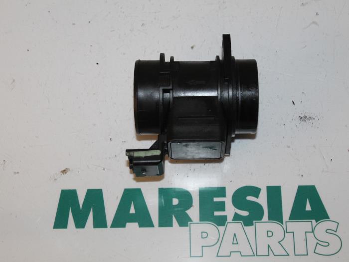 Begagnade Luftflödesmätare Peugeot 206 (2A/C/H/J/S) 1.4 HDi Pris € 50,00 Marginaltabell erbjuds av Maresia Parts