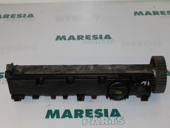 Gebrauchte Nockenwelle Citroen Xsara Picasso (CH) 1.8 16V Preis € 50,00 Margenregelung angeboten von Maresia Parts