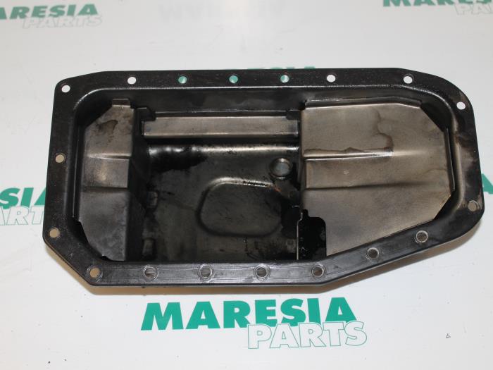 Gebrauchte Ölwanne Fiat Ducato Preis € 40,00 Margenregelung angeboten von Maresia Parts