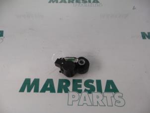 Usagé Clapet chauffage moteur Peugeot 508 (8D) 1.6 HDiF 16V Prix € 50,00 Règlement à la marge proposé par Maresia Parts