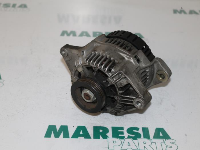 Used Dynamo Renault Megane (BA) 1.6i ,Easy Price € 35,00 Margin scheme offered by Maresia Parts