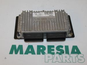 Używane Sterownik skrzyni automatycznej Peugeot 406 (8B) 2.0 S,SL,ST,STX 16V Cena € 60,00 Procedura marży oferowane przez Maresia Parts