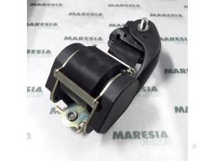 Used Rear seatbelt, right Peugeot 307 SW (3H) 1.6 HDiF 110 16V Price € 30,00 Margin scheme offered by Maresia Parts
