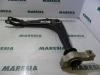 Front lower wishbone, left from a Peugeot 407 (6C/J), 2005 / 2011 2.2 16V, Compartment, 2-dr, Petrol, 2.230cc, 120kW (163pk), FWD, EW12J4L5; 3FY, 2005-10 / 2009-06 2008
