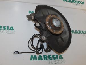 Used Knuckle, rear left Peugeot 407 (6C/J) 2.2 16V Price € 75,00 Margin scheme offered by Maresia Parts