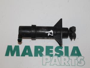 Used Headlight washer Peugeot 407 (6C/J) 2.2 16V Price € 60,00 Margin scheme offered by Maresia Parts