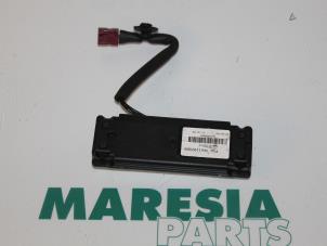 Usados Radio varios Peugeot 407 (6C/J) 2.2 16V Precio € 50,00 Norma de margen ofrecido por Maresia Parts