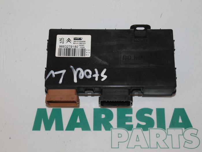 Begagnade Sätesdator Peugeot 407 (6C/J) 2.2 16V Pris € 105,00 Marginaltabell erbjuds av Maresia Parts