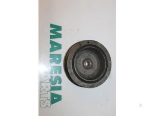 Used Crankshaft pulley Renault Megane Break/Grandtour (KA) 1.9D Price € 25,00 Margin scheme offered by Maresia Parts