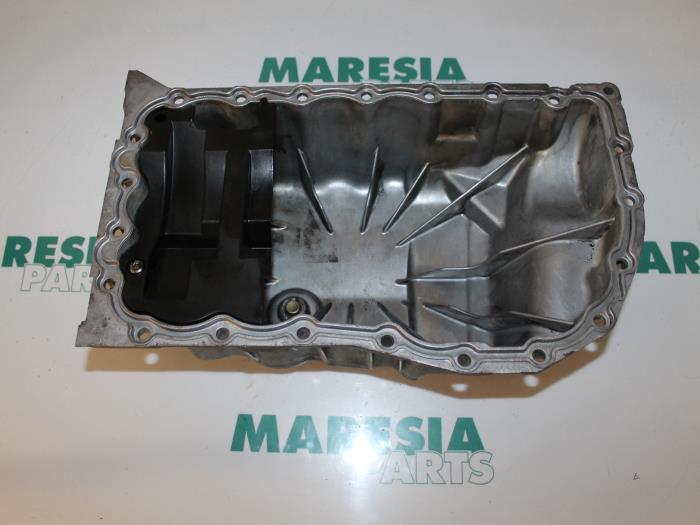 Gebrauchte Ölwanne Renault Megane Break/Grandtour (KA) 1.9D Preis € 30,00 Margenregelung angeboten von Maresia Parts