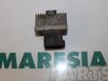 Glow plug relay from a Renault Espace (JK) 2.2 dCi 150 16V Grand Espace 2003