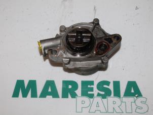 Used Vacuum pump (diesel) Peugeot 206 (2A/C/H/J/S) 1.4 HDi Price € 50,00 Margin scheme offered by Maresia Parts