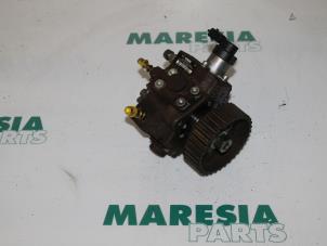Gebrauchte Kraftstoffpumpe Mechanisch Peugeot 206 (2A/C/H/J/S) 1.4 HDi Preis € 25,00 Margenregelung angeboten von Maresia Parts