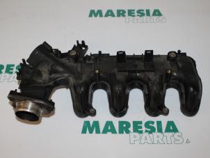 Used Intake manifold Citroen C5 III Berline (RD) 1.6 HDiF 16V Price € 65,00 Margin scheme offered by Maresia Parts