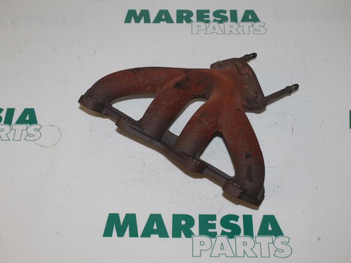 Gebrauchte Abgaskrümmer Renault Twingo (C06) 1.2 Preis € 29,95 Margenregelung angeboten von Maresia Parts