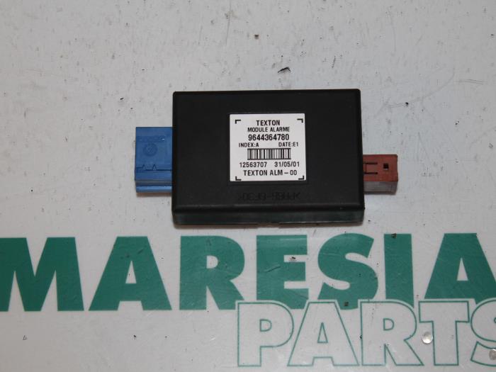 Used Computer, miscellaneous Citroen C5 I Break (DE) 3.0 V6 24V Price € 25,00 Margin scheme offered by Maresia Parts