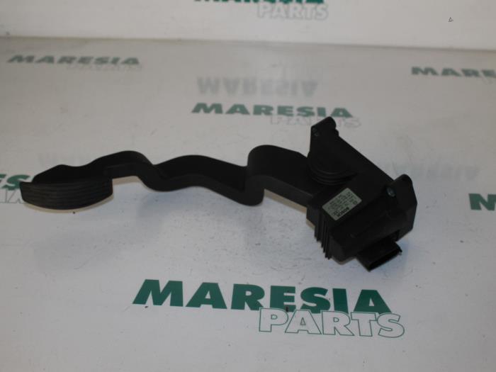 Begagnade Gaspedalsensor Fiat Stilo (192A/B) 1.6 16V Pris € 25,00 Marginaltabell erbjuds av Maresia Parts