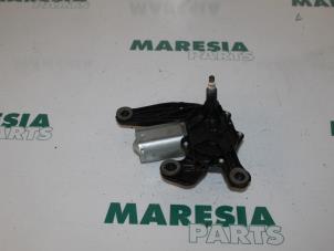 Używane Silnik wycieraczki tylnej Citroen C2 (JM) 1.1 Cena € 20,00 Procedura marży oferowane przez Maresia Parts