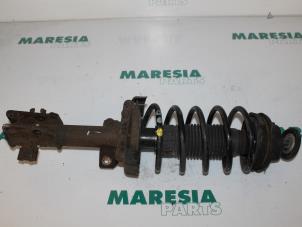 Used Front shock absorber rod, left Fiat Stilo (192A/B) 1.6 16V Price € 40,00 Margin scheme offered by Maresia Parts