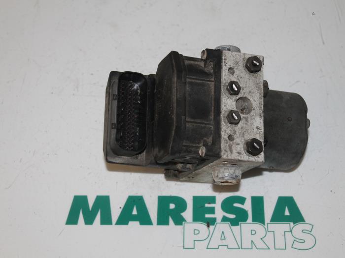 Used ABS pump Fiat Stilo (192A/B) 1.6 16V Price € 75,00 Margin scheme offered by Maresia Parts