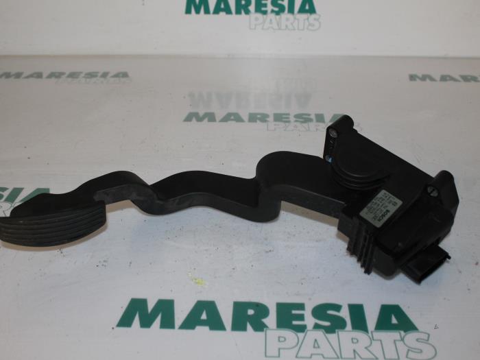 Gebrauchte Gaspedalposition Sensor Fiat Stilo (192A/B) 1.2 16V Preis € 25,00 Margenregelung angeboten von Maresia Parts