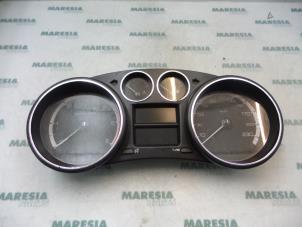 Used Instrument panel Peugeot 308 SW (4E/H) 1.6 HDiF 16V Price € 75,00 Margin scheme offered by Maresia Parts