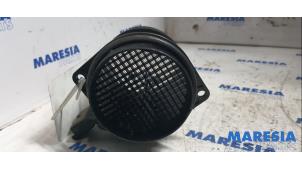 Luftflödesmätare från en Citroën C8 (EA/EB) 2.2 HDi 16V 2004