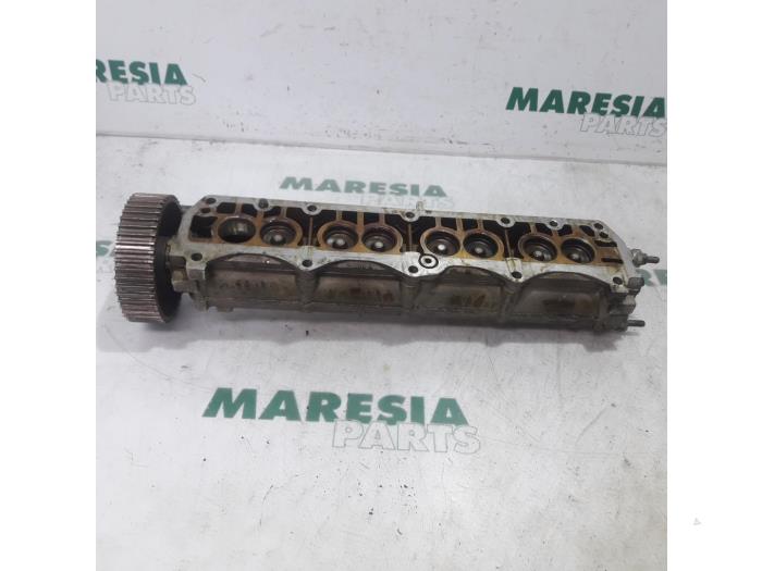 Usagé Arbre à cames Fiat Stilo (192A/B) 1.6 16V 3-Drs. Prix € 50,00 Règlement à la marge proposé par Maresia Parts