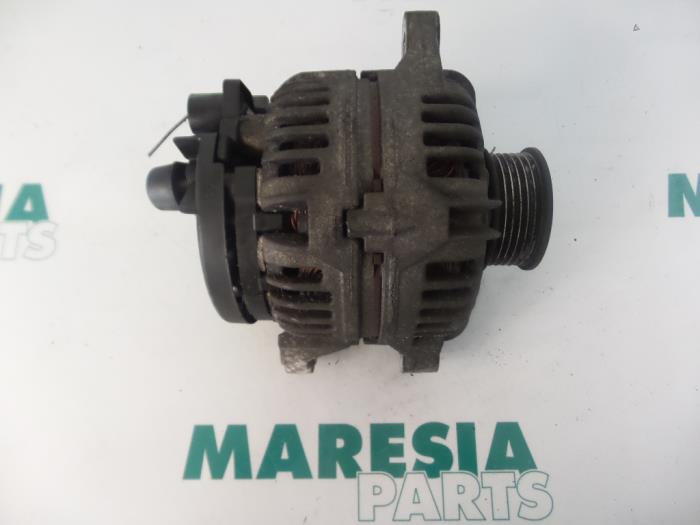 Gebrauchte Dynamo Alfa Romeo 156 Sportwagon (932) 2.0 Twin Spark 16V Preis € 65,00 Margenregelung angeboten von Maresia Parts