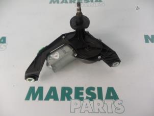 Usagé Moteur essuie-glace arrière Renault Scénic I (JA) 1.4 16V Prix € 25,00 Règlement à la marge proposé par Maresia Parts