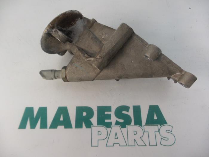 Gebrauchte Ölfilterhalter Citroen C5 I Berline (DC) 1.8 16V Preis € 40,00 Margenregelung angeboten von Maresia Parts