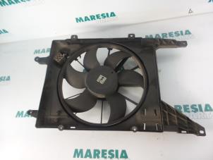 Used Fan motor Renault Scénic I (JA) 1.9 dCi Price € 40,00 Margin scheme offered by Maresia Parts