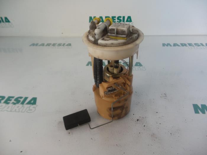 Bomba eléctrica de combustible de un Fiat Ulysse (220) 2.0 i.e. S,EL 1998