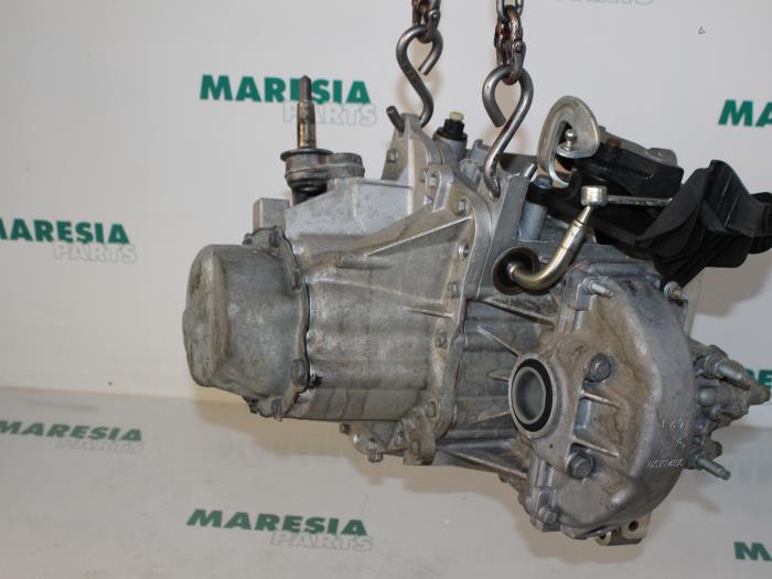 Gearbox Citroen Berlingo 1.6 Hdi 75 1608935280 20DP33
