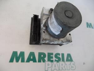 Used ABS pump Renault Grand Scénic II (JM) 2.0 16V Price € 75,00 Margin scheme offered by Maresia Parts