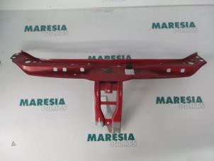 Used Lock plate Renault Clio II (BB/CB) 1.2 Price € 60,00 Margin scheme offered by Maresia Parts