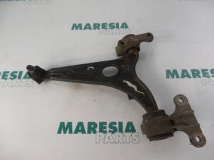 Used Front lower wishbone, left Fiat Scudo (270) 2.0 D Multijet Price € 42,35 Inclusive VAT offered by Maresia Parts
