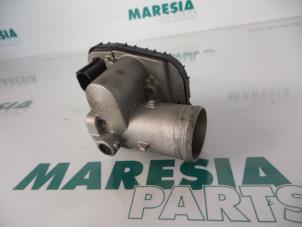 Used Throttle body Renault Scénic II (JM) 1.5 dCi 105 Price € 30,00 Margin scheme offered by Maresia Parts