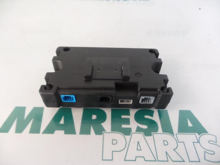 Used Computer, miscellaneous Renault Clio III Estate/Grandtour (KR) 1.5 dCi FAP Price € 34,99 Margin scheme offered by Maresia Parts