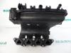 Intake manifold from a Renault Clio II (BB/CB) 1.2 16V 2006