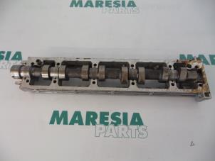 Used Camshaft Peugeot 807 2.0 16V Price € 65,00 Margin scheme offered by Maresia Parts
