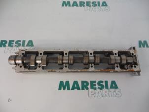 Used Camshaft Peugeot 807 2.0 16V Price € 50,00 Margin scheme offered by Maresia Parts