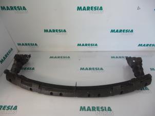 Used Front bumper frame Peugeot 807 2.0 16V Price € 50,00 Margin scheme offered by Maresia Parts