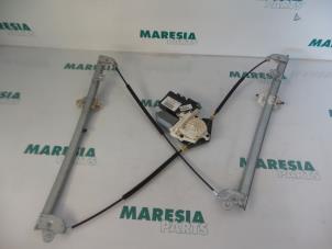 Used Window mechanism 4-door, front right Citroen C8 (EA/EB) 2.0 HDi 16V Price € 50,00 Margin scheme offered by Maresia Parts